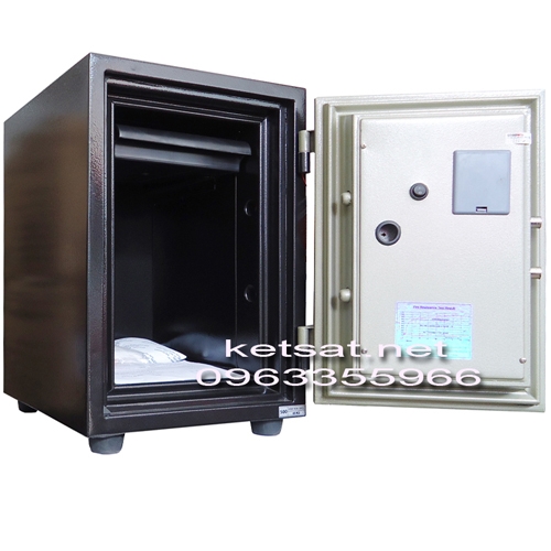 MacBook-Air-MD76-Core-i5/13-inch/4GB/256GB-(2014)-1 MacBook Air MD76 Core i5/13 inch/4GB/256GB (2014) (4)