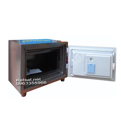 MacBook-Air-MD76-Core-i5/13-inch/4GB/256GB-(2014)-1 MacBook Air MD76 Core i5/13 inch/4GB/256GB (2014) (4)