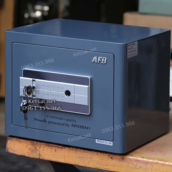 MacBook-Air-MD76-Core-i5/13-inch/4GB/256GB-(2014)-5 MacBook Air MD76 Core i5/13 inch/4GB/256GB (2014) (4)