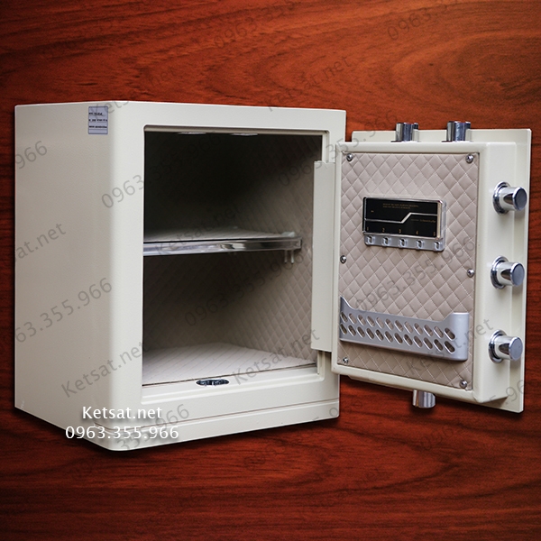 MacBook-Air-MD76-Core-i5/13-inch/4GB/256GB-(2014)-1 MacBook Air MD76 Core i5/13 inch/4GB/256GB (2014) (4)